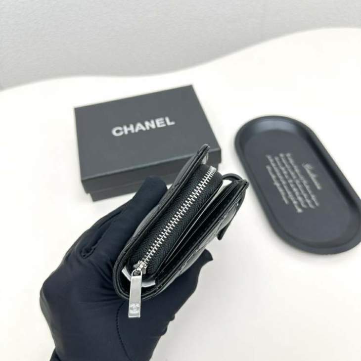 Picture of Prada Wallets _SKUfw180112349fw